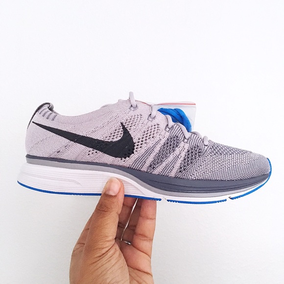 nike flyknit trainer unisex shoe